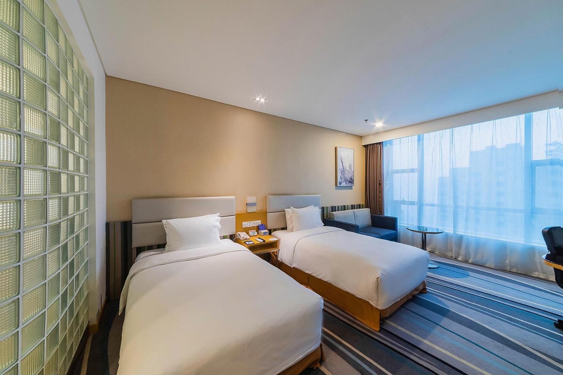 Holiday Inn Express Baoji City Centre By Ihg Экстерьер фото