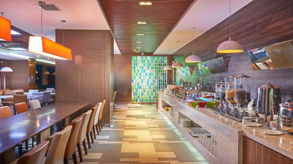 Holiday Inn Express Baoji City Centre By Ihg Экстерьер фото